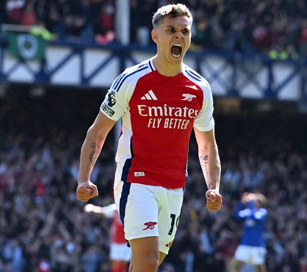 官方：勒诺尔芒左膝初步检查结果不乐观，将进行下一步评估（官方通报：勒诺尔芒左膝初检情况不佳，将进一步评估）