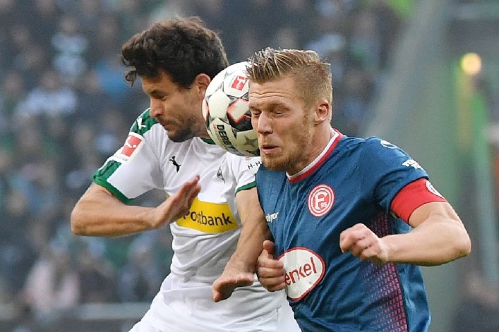 加斯佩里尼：我们因为五个点球罚丢四个被惩罚，这实在太多了（加斯佩里尼：五点球仅进一遭惩罚，这样的失误太多了）