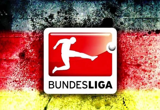 手感火热！拉文三节三分10中8爆砍37分5篮板（拉文火力全开：三节三分10投8中，砍下37分5篮板）