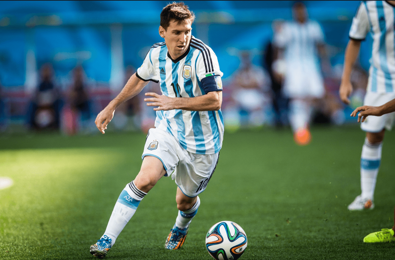 每体：特尔施特根在斯坦福桥现场观战，他接近回归球队合练（每体：特尔施特根现身斯坦福桥观赛，临近回归球队合练）