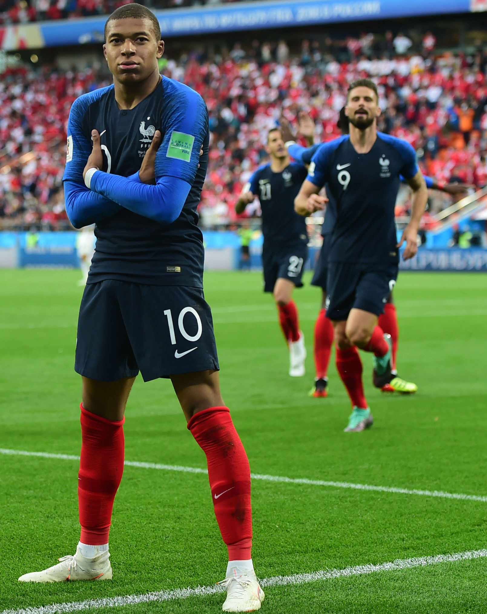 库蒂尼奥身价下降到350万欧，巅峰身价1.5亿，本赛季52场11球（库蒂尼奥由1.5亿巅峰跌至350万欧：本季52场收获11球）