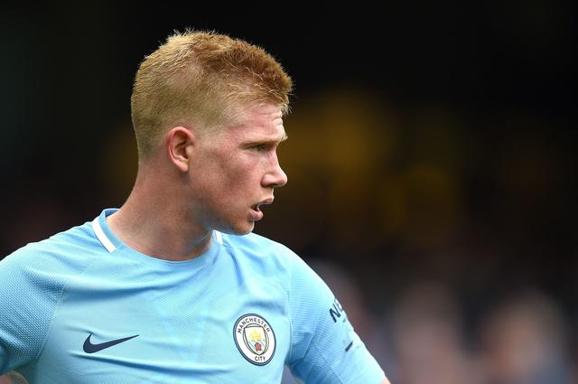 每体：拉菲尼亚可能在周末联赛回归名单，但可能不会上场（每体：拉菲尼亚有望周末联赛回归大名单，但出场成疑）