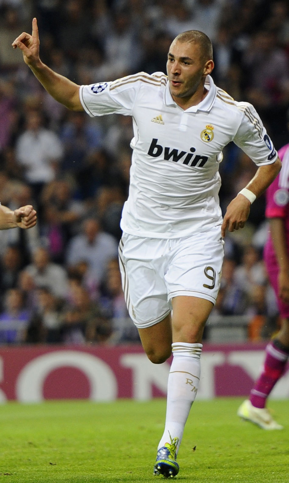 德转更新后英超U21球员身价TOP10：埃斯特旺8000万欧元第1（德转最新榜：英超U21身价前十出炉，埃斯特旺以8000万欧居首）