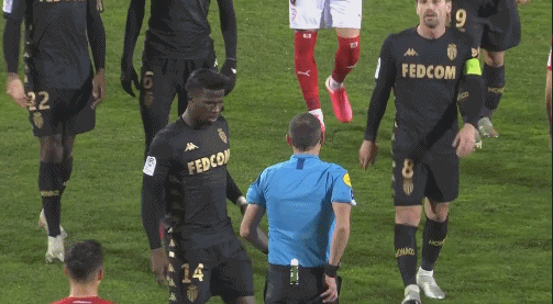 卫报：爱尔兰足协将向欧足联递交提案，敦促对以色列实施禁赛（《卫报》：爱尔兰足协计划向欧足联提交提案，要求禁止以色列参赛）