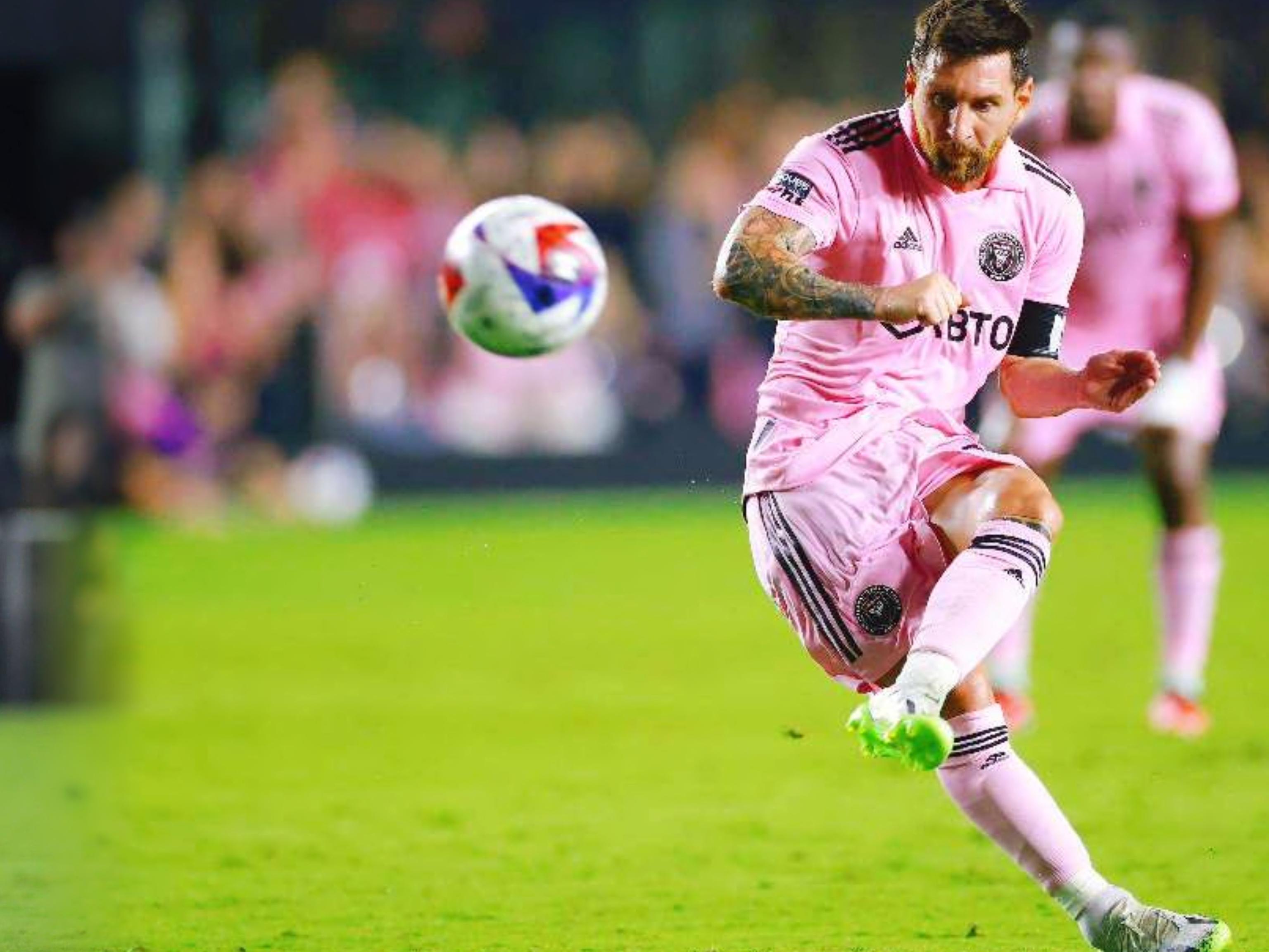 意媒：多夫比克左股直肌腱受伤，预计将缺席大约4到6周的时间（意媒：多夫比克左股直肌腱受损，预计缺阵4-6周）