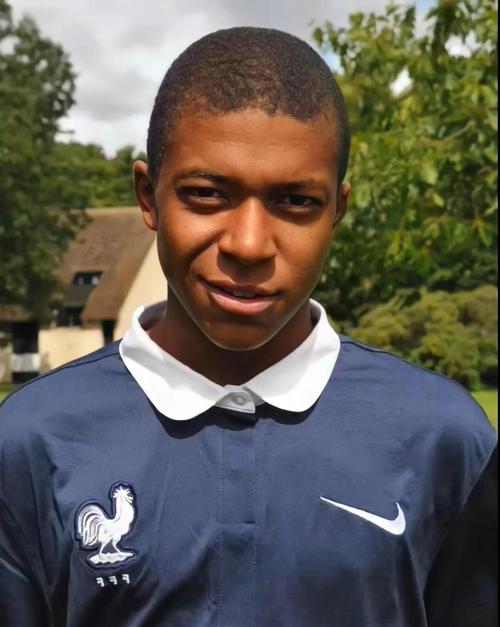 希罗上半场20分＆下半场0分，热火10分不敌独行侠（希罗上半场轰20分下半场哑火零分，热火以10分之差不敌独行侠）