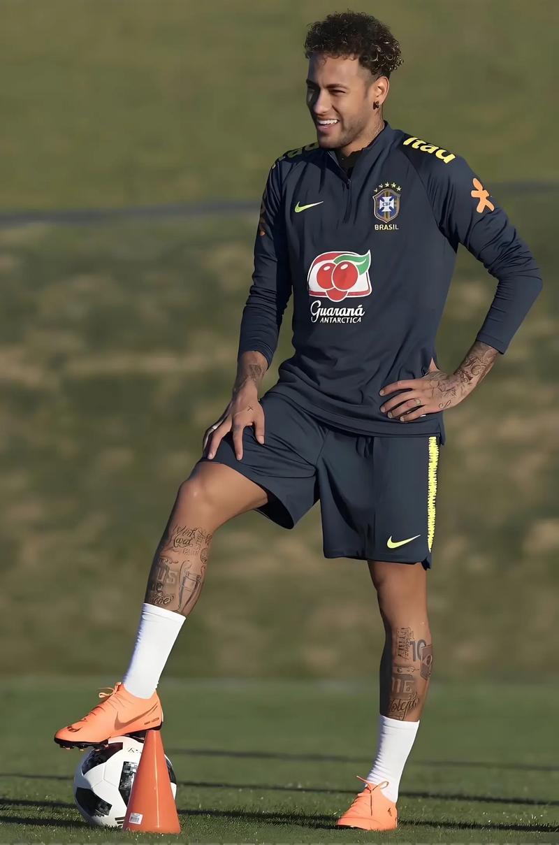 伦纳德防守回合直接杀死比赛（伦纳德关键防守一回合终结比赛）