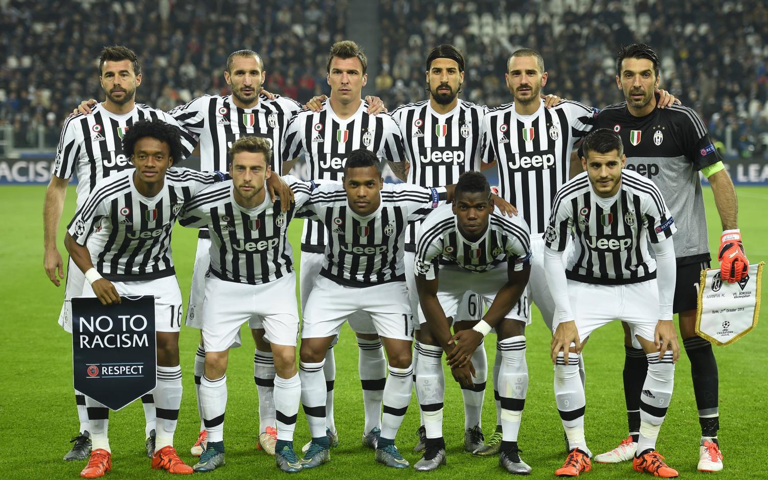 张琳芃个人中超第11冠，超越郑智独占中超历史夺冠次数第一（张琳芃收获个人第11座中超冠军，超越郑智独享历史夺冠次数榜首）