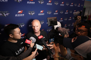 赫内斯：长远看不认为红牛的模式好，克洛普不适合长期干下去（赫内斯：红牛模式不被长远看好，克洛普不适合长期执教）